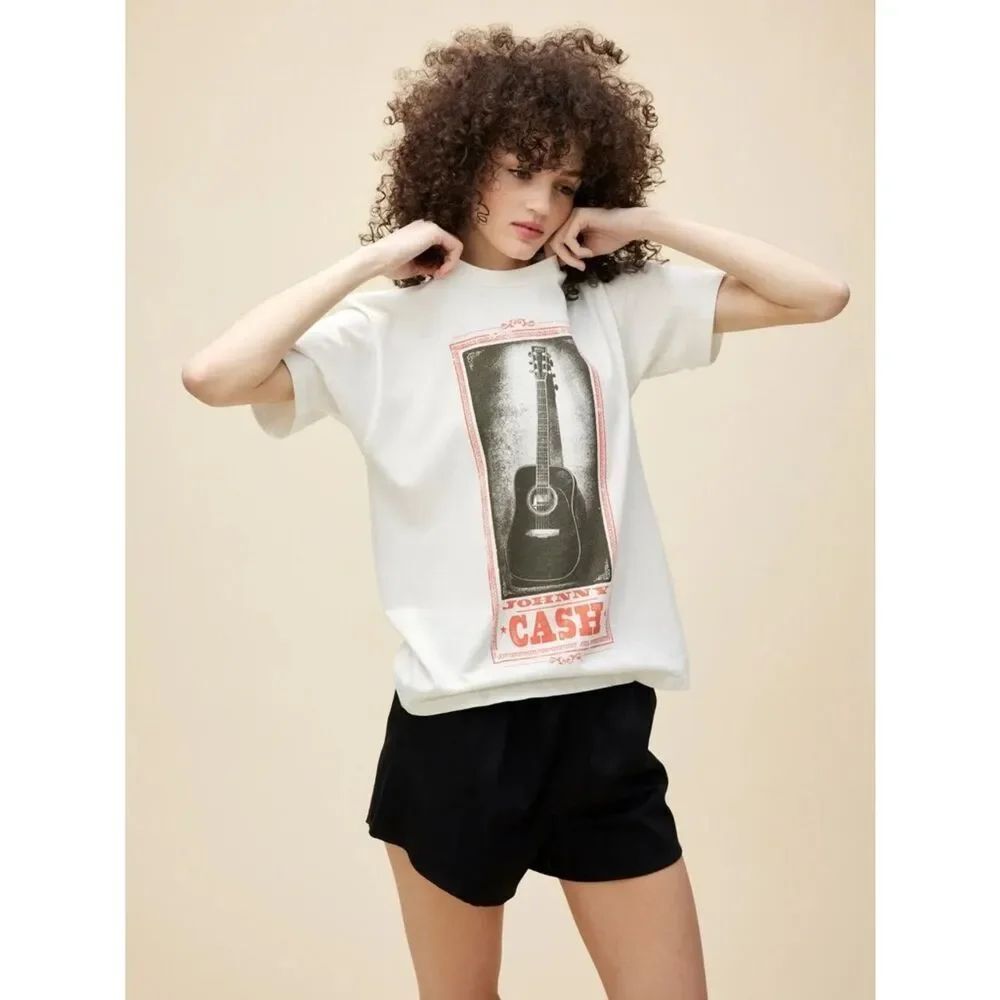 New TheโJohnny Cash Guitar Weekend Tee by Daydreamer Size S